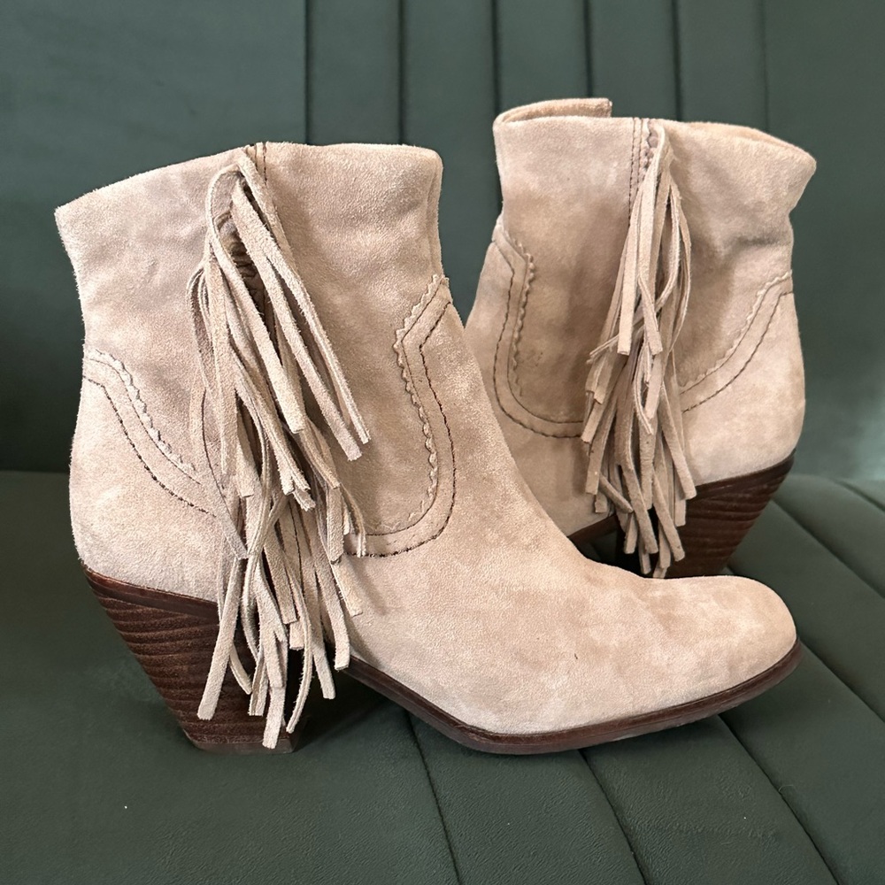 Sam Edelman Louie Boots Grey Suede with Fringe Ankle Booties - Picture 2 of 8